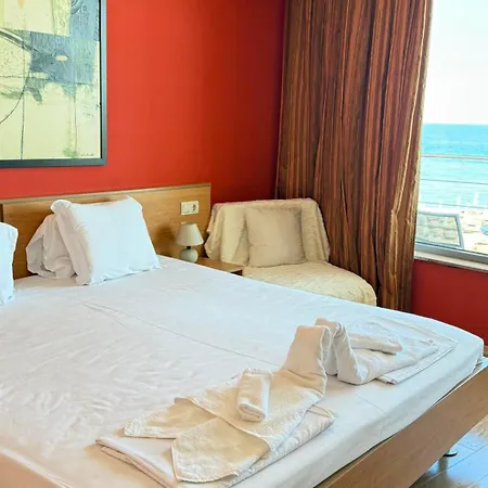 Sunny Hotel