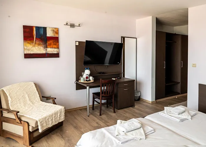 Sunny 3* ساني بيتش